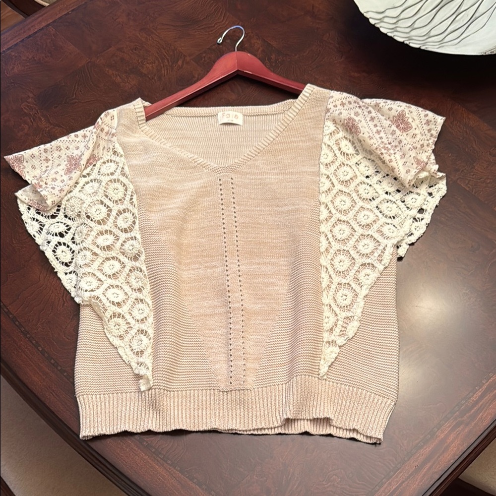 Fate Women's V-Neck Sweater in Beige and Cream